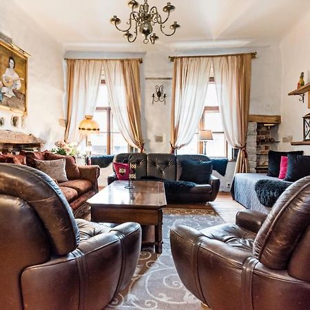 Historical Two-Bedroom Apartment With Sauna, Jacuzzi And Fireplace Tallinn Exteriör bild