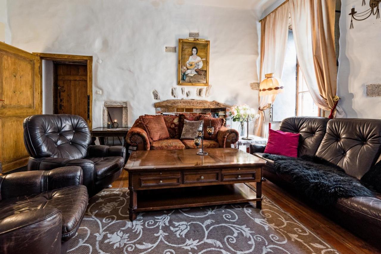 Historical Two-Bedroom Apartment With Sauna, Jacuzzi And Fireplace Tallinn Exteriör bild